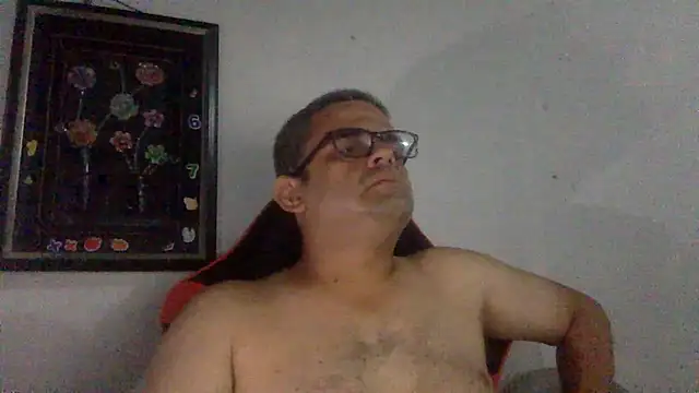 Snapshot of Katracho6969 chatting on May 29, 2026, 12:27 am Katracho6969 online show from May 29, 2026, 12:27 am