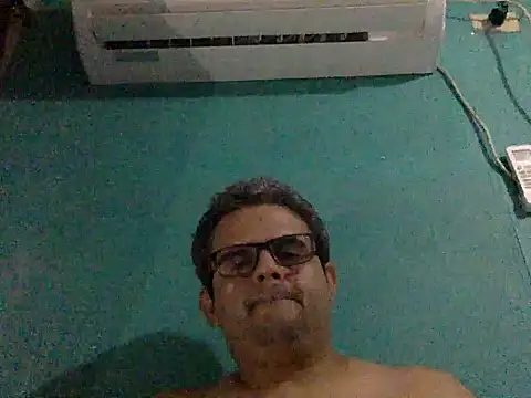 Katracho6969 online show from October 21, 2025, 3:39 am