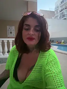 Snapshot of IrishmilfAnna chatting on September 23, 2025, 6:15 pm IrishmilfAnna online show from September 23, 2025, 6:15 pm