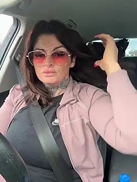 IrishmilfAnna online show from April 2, 2026, 10:33 am