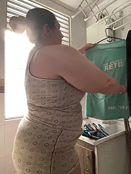 Snapshot of PortuPAWG chatting on February 19, 2026, 10:18 pm PortuPAWG online show from February 19, 2026, 10:18 pm