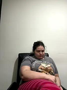 Snapshot of PortuPAWG chatting on December 17, 2025, 12:04 am PortuPAWG online show from December 17, 2025, 12:04 am