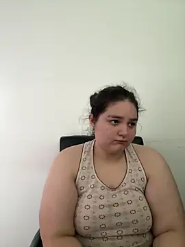 Snapshot of PortuPAWG chatting on December 19, 2025, 9:39 pm PortuPAWG online show from December 19, 2025, 9:39 pm