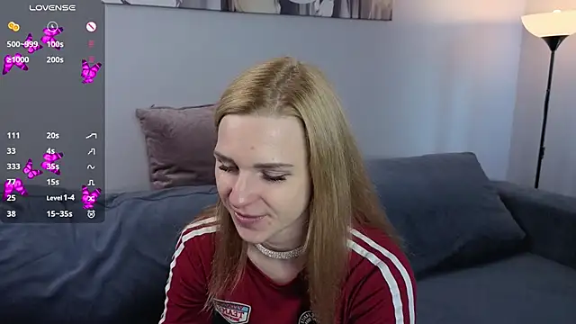 HelenMartines online show from October 2, 2025, 10:18 am