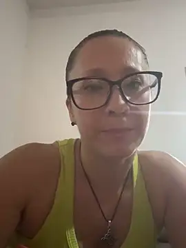 cataladiabla93 online show from November 27, 2025, 7:47 pm