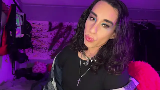 Snapshot of xoFrankie chatting on November 16, 2025, 5:23 am xoFrankie online show from November 16, 2025, 5:23 am