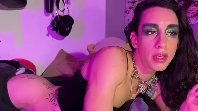 Snapshot of xoFrankie chatting on September 25, 2025, 6:25 pm xoFrankie online show from September 25, 2025, 6:25 pm