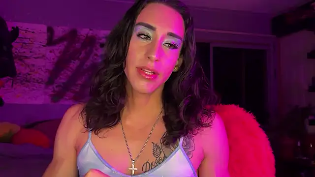 Snapshot of xoFrankie chatting on October 4, 2025, 4:14 am xoFrankie online show from October 4, 2025, 4:14 am