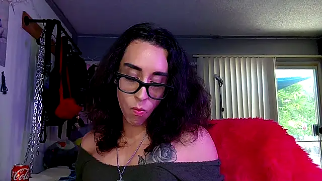 Snapshot of xoFrankie chatting on September 23, 2025, 10:06 pm xoFrankie online show from September 23, 2025, 10:06 pm