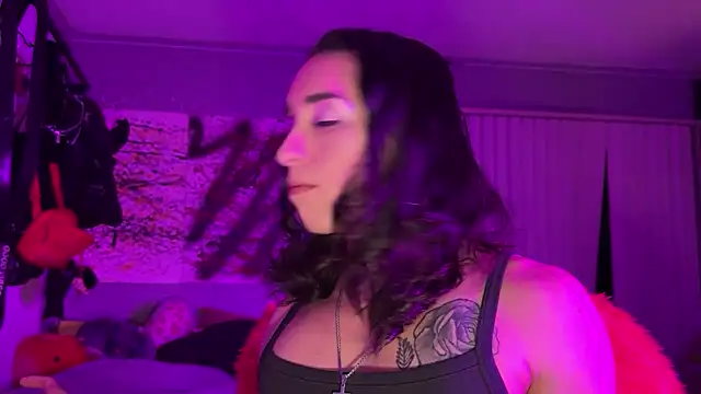 Snapshot of xoFrankie chatting on October 5, 2025, 3:52 am xoFrankie online show from October 5, 2025, 3:52 am