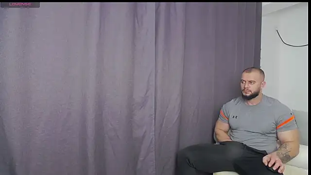 RickyMiami1 online show from December 21, 2025, 12:51 pm