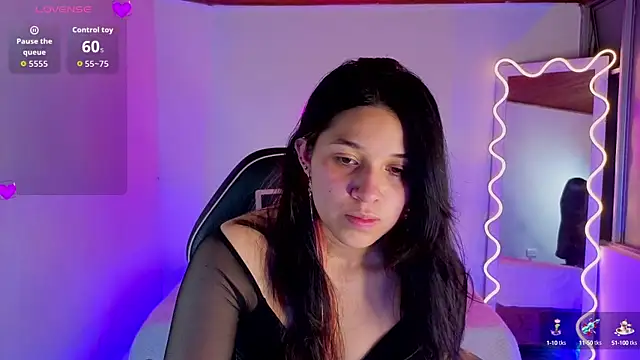 Snapshot of Blithz_tay chatting on October 18, 2025, 11:34 am Blithz tay online show from October 18, 2025, 11:34 am