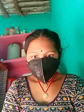 Snapshot of Priyanka_thakurr chatting on November 10, 2025, 4:06 am Priyanka thakurr online show from November 10, 2025, 4:06 am