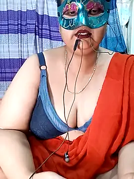 Tanisha-Chy online show from May 8, 2026, 5:39 pm