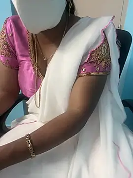 Snapshot of monal_95 chatting on February 1, 2026, 8:01 am monal 95 online show from February 1, 2026, 8:01 am