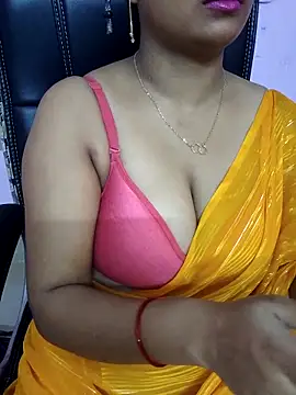 cutie pei002 online show from April 15, 2026, 3:49 pm