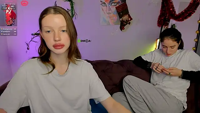 Snapshot of khloebeauty chatting on January 9, 2026, 8:16 pm khloebeauty online show from January 9, 2026, 8:16 pm