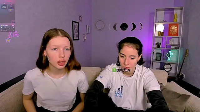 Snapshot of khloebeauty chatting on December 15, 2025, 8:47 pm khloebeauty online show from December 15, 2025, 8:47 pm