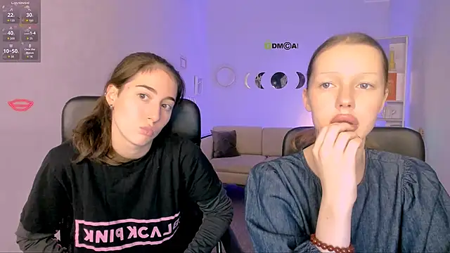 Snapshot of khloebeauty chatting on November 22, 2025, 8:08 pm khloebeauty online show from November 22, 2025, 8:08 pm