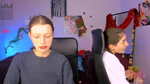 Snapshot of khloebeauty chatting on January 5, 2026, 8:12 pm khloebeauty online show from January 5, 2026, 8:12 pm