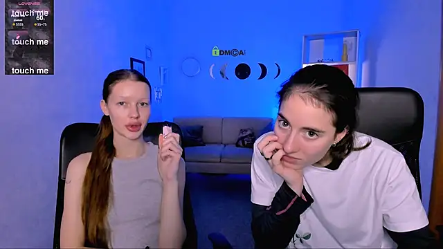 Snapshot of khloebeauty chatting on November 19, 2025, 8:20 pm khloebeauty online show from November 19, 2025, 8:20 pm