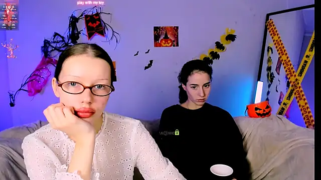 Snapshot of khloebeauty chatting on October 25, 2025, 7:25 pm khloebeauty online show from October 25, 2025, 7:25 pm