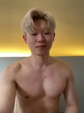 zachlee 69 online show from December 19, 2025, 5:43 am