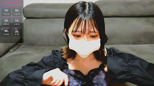 yua    chan online show from September 14, 2025, 9:53 am