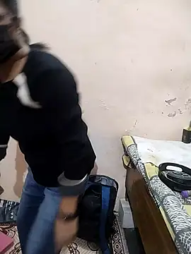 Snapshot of meenu_bhabhi547 chatting on December 14, 2025, 4:40 am meenu bhabhi547 online show from December 14, 2025, 4:40 am