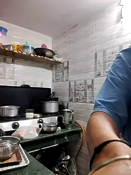 Snapshot of meenu_bhabhi547 chatting on October 23, 2025, 2:43 am meenu bhabhi547 online show from October 23, 2025, 2:43 am