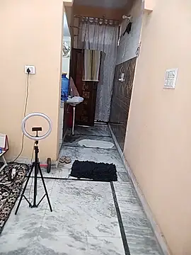 Snapshot of meenu_bhabhi547 chatting on March 9, 2026, 4:38 am meenu bhabhi547 online show from March 9, 2026, 4:38 am