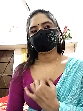 Snapshot of Puja-Rane chatting on February 16, 2026, 10:25 am Puja-Rane online show from February 16, 2026, 10:25 am