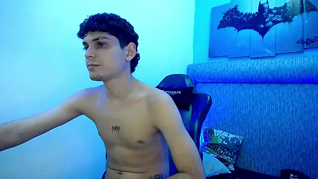 dilan hott  online show from February 26, 2026, 7:25 pm