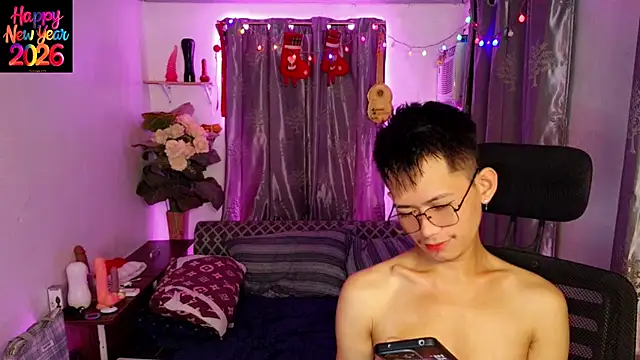 Snapshot of Skinny_CumLoader69 chatting on January 7, 2026, 8:14 pm Skinny CumLoader69 online show from January 7, 2026, 8:14 pm