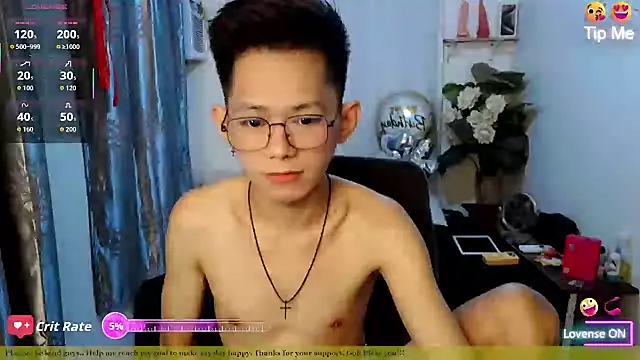 Snapshot of Skinny_CumLoader69 chatting on July 2, 2026, 6:47 pm Skinny CumLoader69 online show from July 2, 2026, 6:47 pm