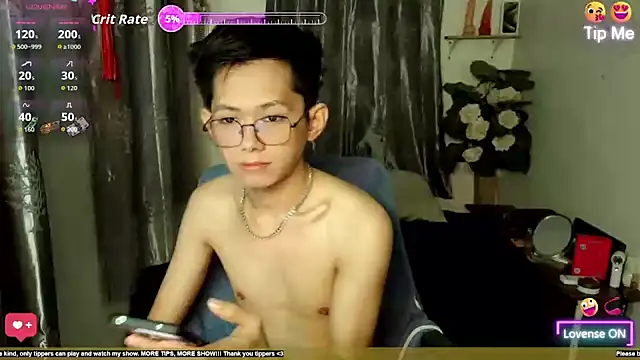 Snapshot of Skinny_CumLoader69 chatting on June 18, 2026, 5:50 am Skinny CumLoader69 online show from June 18, 2026, 5:50 am