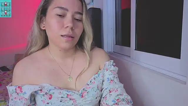 Aiilyn Ds online show from November 28, 2025, 5:18 am