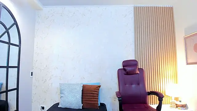 Snapshot of aliceandsia chatting on February 2, 2026, 7:35 pm aliceandsia online show from February 2, 2026, 7:35 pm