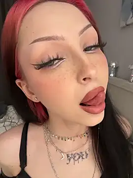 Lina Thornton  online show from November 23, 2025, 9:58 pm