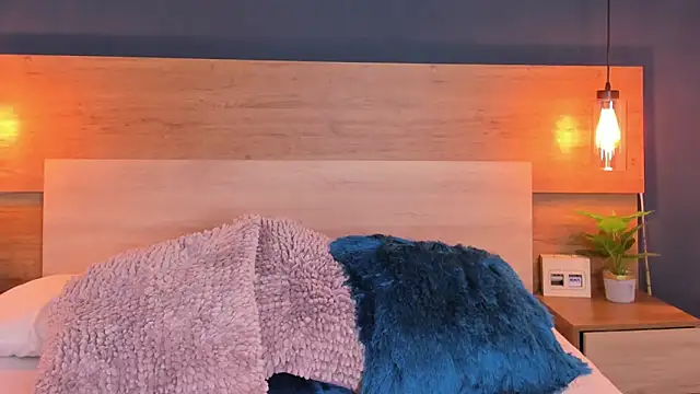 Snapshot of SusanAdams1 chatting on December 13, 2025, 8:04 pm SusanAdams1 online show from December 13, 2025, 8:04 pm