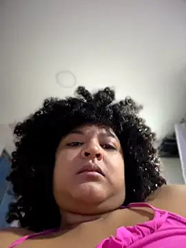 Snapshot of Rizos_hot_official chatting on July 4, 2026, 2:43 pm Rizos hot official online show from July 4, 2026, 2:43 pm