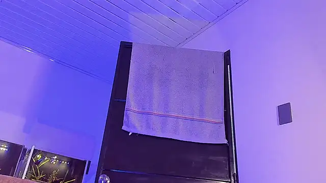 Snapshot of Cj_davis_ chatting on November 28, 2025, 1:28 am Cj davis online show from November 28, 2025, 1:28 am