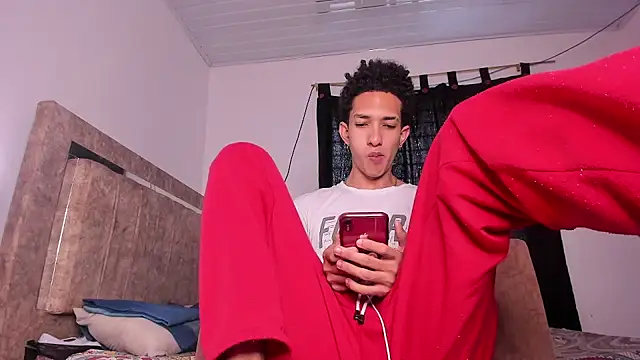 Snapshot of Cj_davis_ chatting on February 3, 2026, 8:36 pm Cj davis online show from February 3, 2026, 8:36 pm