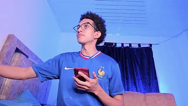 Snapshot of Cj_davis_ chatting on February 16, 2026, 4:11 am Cj davis online show from February 16, 2026, 4:11 am