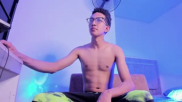 Snapshot of Cj_davis_ chatting on September 15, 2025, 3:56 pm Cj davis online show from September 15, 2025, 3:56 pm