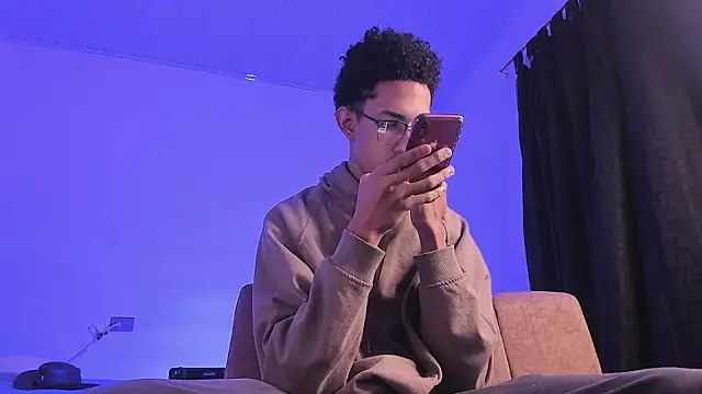 Snapshot of Cj_davis_ chatting on October 20, 2025, 5:42 am Cj davis online show from October 20, 2025, 5:42 am