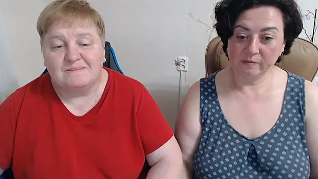 Snapshot of Bertie_Adeline chatting on June 13, 2026, 7:12 pm Bertie Adeline online show from June 13, 2026, 7:12 pm