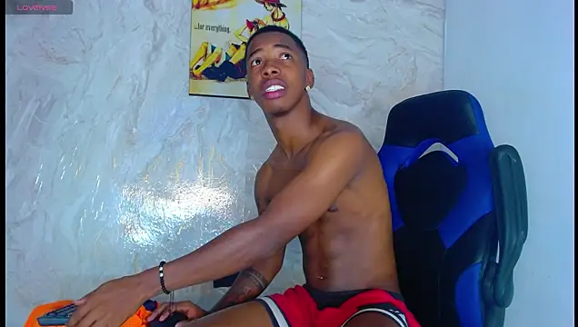 Snapshot of maicoljorda chatting on October 14, 2025, 12:50 pm maicoljorda online show from October 14, 2025, 12:50 pm