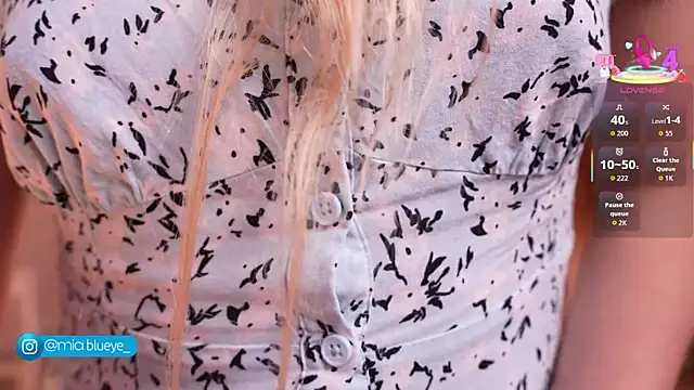 Miablueye online show from January 10, 2026, 3:18 pm