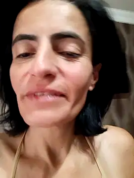 Snapshot of Gecenin_Kralicesi chatting on December 2, 2025, 7:32 am Gecenin Kralicesi online show from December 2, 2025, 7:32 am